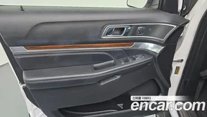 Ford Explorer, 2018 — миниатюра 14
