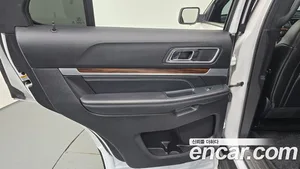 Ford Explorer, 2018 — миниатюра 15