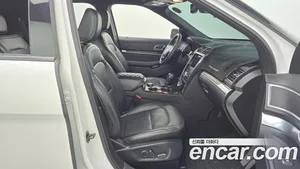 Ford Explorer, 2018 — миниатюра 16