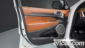 Jeep Cherokee, 2020 — миниатюра 13