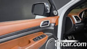 Jeep Cherokee, 2020 — миниатюра 26