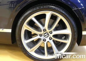 Bentley Continental, 2022 — миниатюра 19