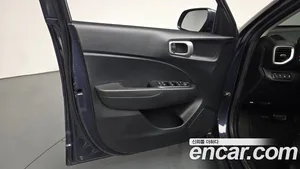 Hyundai Venue, 2022 — миниатюра 13