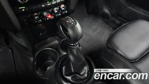 Mini Cooper, 2018 — миниатюра 11