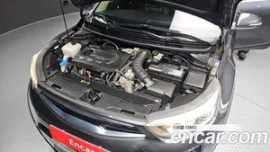 Kia Stonic, 2017 — миниатюра 6