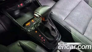 Kia Stonic, 2017 — миниатюра 12