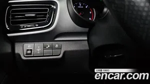 Kia Stonic, 2017 — миниатюра 23