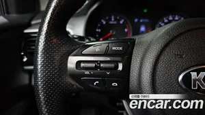 Kia Stonic, 2017 — миниатюра 25