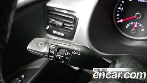 Kia Stonic, 2017 — миниатюра 27