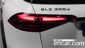 Mercedes-Benz GLE-Class, 2024 — миниатюра 9