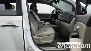 Kia Carnival, 2018 — миниатюра 16