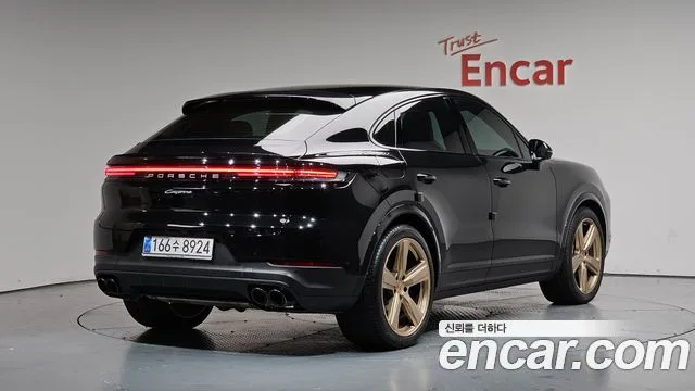 Porsche Cayenne, 2025 — фото автомобиля из Кореи
