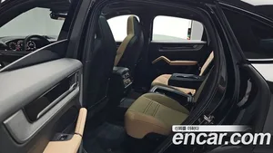 Porsche Cayenne, 2025 — миниатюра 17