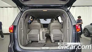 Kia Carnival, 2015 — миниатюра 20
