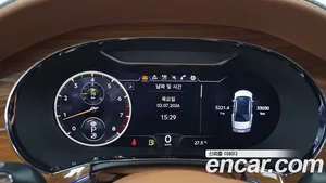Bentley Flying Spur, 2022 — миниатюра 11