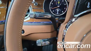 Bentley Flying Spur, 2022 — миниатюра 30