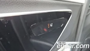 Mercedes-Benz EQE, 2023 — миниатюра 23