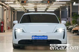 Porsche Taycan, 2022 — миниатюра 3