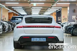 Porsche Taycan, 2022 — миниатюра 4
