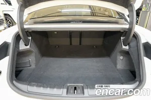 Porsche Taycan, 2022 — миниатюра 6
