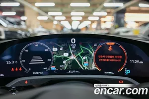 Porsche Taycan, 2022 — миниатюра 8