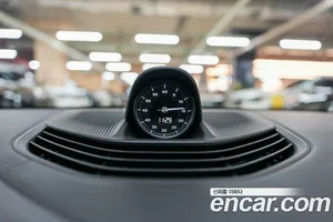 Porsche Taycan, 2022 — миниатюра 13