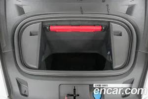 Porsche Taycan, 2022 — миниатюра 18
