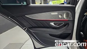 Mercedes-Benz E-Class, 2022 — миниатюра 14