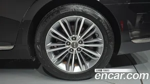 Genesis EQ900, 2016 — миниатюра 7