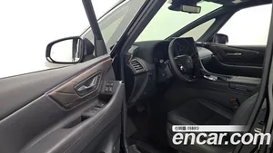 Toyota Alphard, 2024 — миниатюра 13