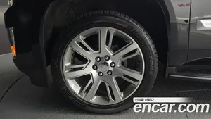 Cadillac Escalade, 2018 — миниатюра 5