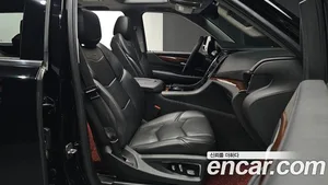Cadillac Escalade, 2018 — миниатюра 13
