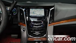 Cadillac Escalade, 2018 — миниатюра 20