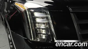 Cadillac Escalade, 2018 — миниатюра 8