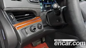 Cadillac Escalade, 2018 — миниатюра 27