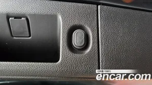 Cadillac Escalade, 2018 — миниатюра 32