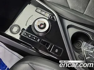 Kia Niro, 2022 — миниатюра 8