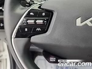 Kia Niro, 2022 — миниатюра 18