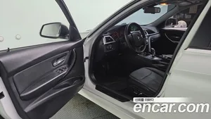 BMW 3-Series, 2018 — миниатюра 10