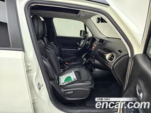 Jeep Renegade, 2017 — миниатюра 11