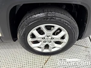 Jeep Renegade, 2017 — миниатюра 20