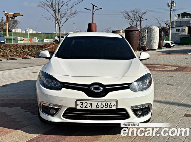 Renault SM3, 2016 — фото автомобиля из Кореи