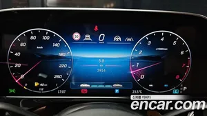 Mercedes-Benz E-Class, 2026 — миниатюра 11
