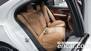 Mercedes-Benz E-Class, 2026 — миниатюра 17