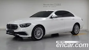 Mercedes-Benz E-Class, 2023 — миниатюра 1