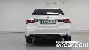 Mercedes-Benz E-Class, 2023 — миниатюра 4