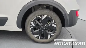 Kia Niro, 2023 — миниатюра 7