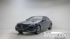 Mercedes-Benz E-Class, 2022 — миниатюра 1
