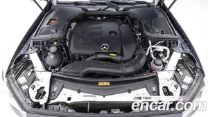 Mercedes-Benz E-Class, 2022 — миниатюра 6