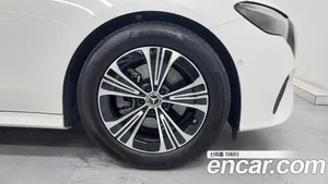 Mercedes-Benz E-Class, 2025 — миниатюра 5
